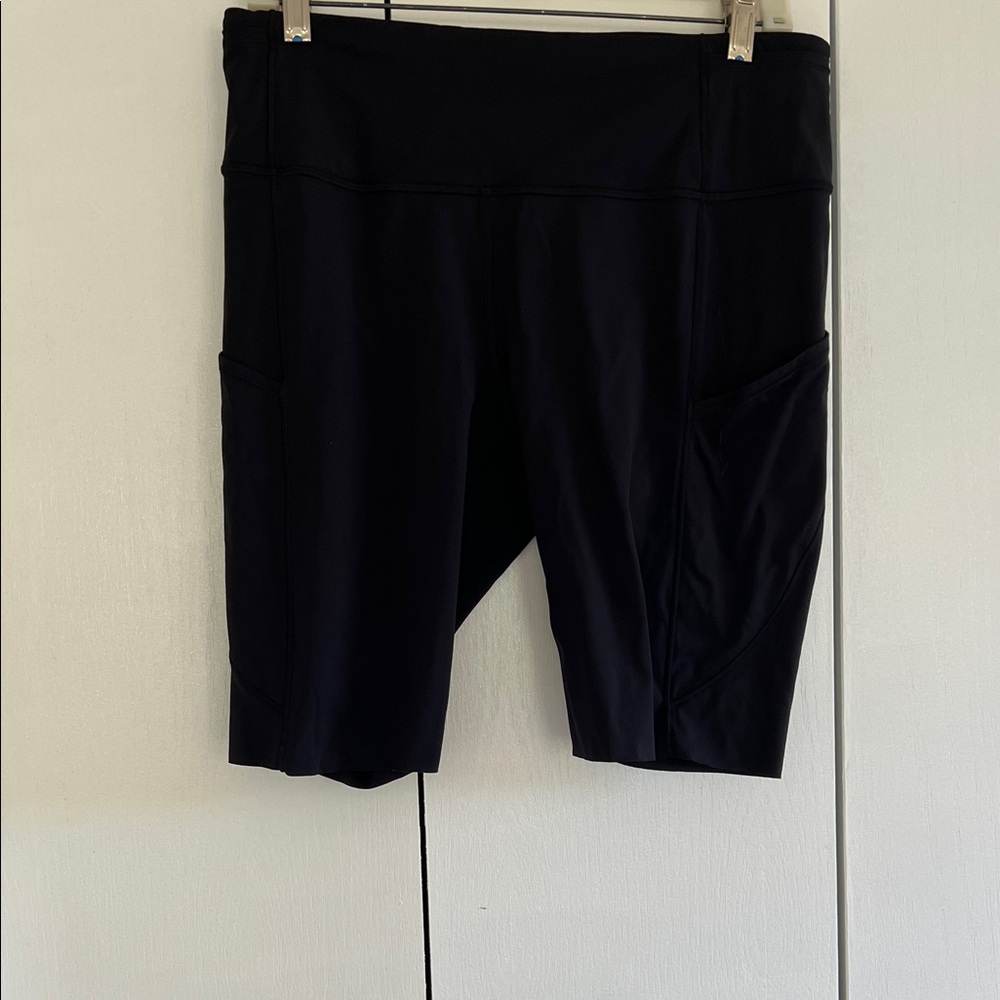 Bike Shorts black lululemon